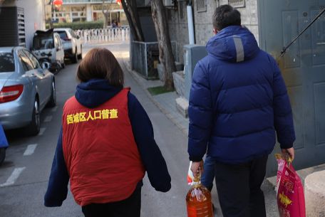 傳遞冬日溫暖，奉獻(xiàn)企業(yè)愛心——順益興四合院新春送溫暖活動圓滿成功
